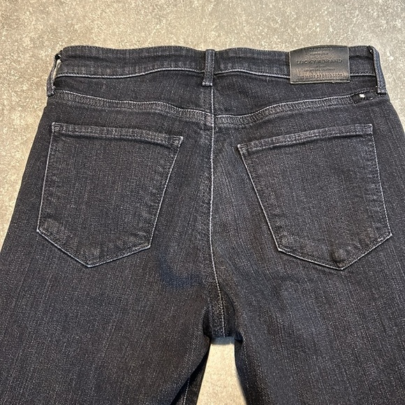 Lucky Brand High Rise Cropped Ruffle Flare Jean Size 0/25 - Picture 7 of 7